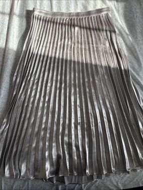DKNY Metallic Pleated Midi Skirt - Silver